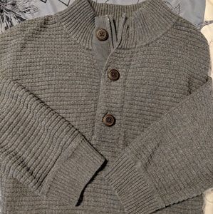 NWOT men's mock-neck sweater